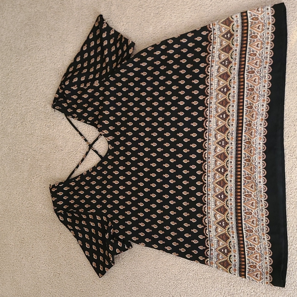 Black Top with design
